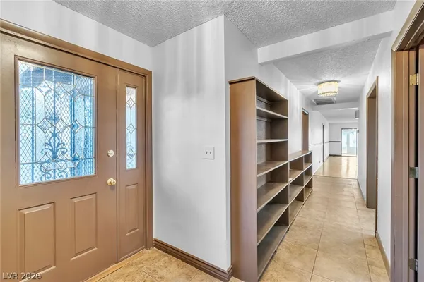 $2,900 | 2457 Swan Lane, Las Vegas, NV 89121