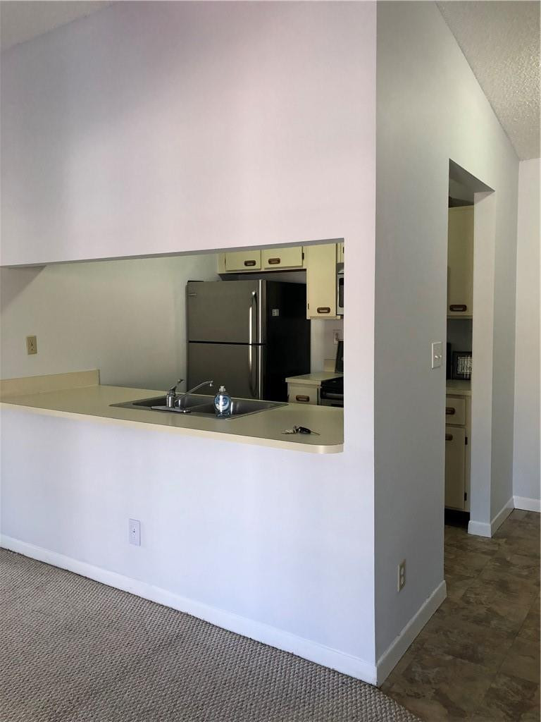 9466 Boca Cove Circle, Unit 313 Boca Raton, FL 33428 - Photo 2 of 7