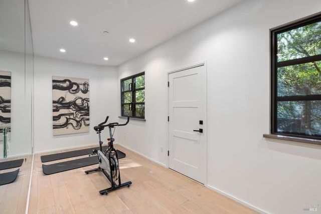 $5,995,000 | 409 Montford Avenue, Mill Valley, CA 94941