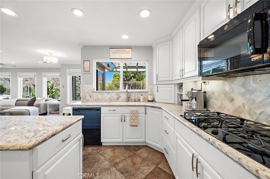 11587 Chadwick Road Corona, CA 92878 - Photo 16 of 68 Gallery Image 16