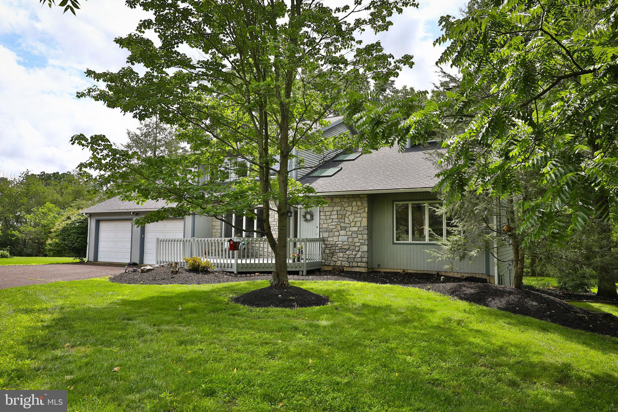 20 Hillendale Road Perkasie, PA 18944 - Photo 1 of 28 Exterior Front