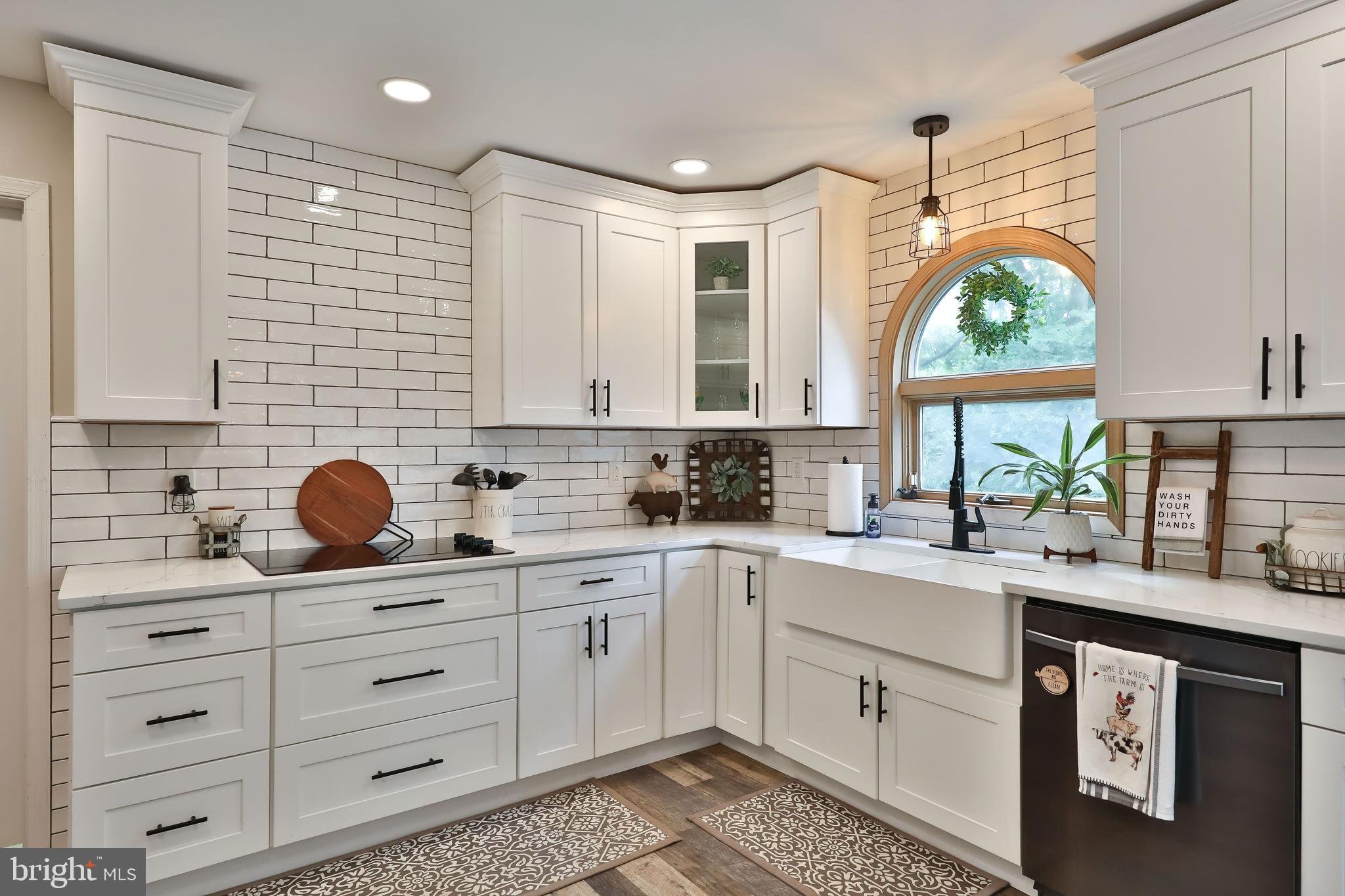 20 Hillendale Road Perkasie, PA 18944 - Photo 18 of 28 Kitchen