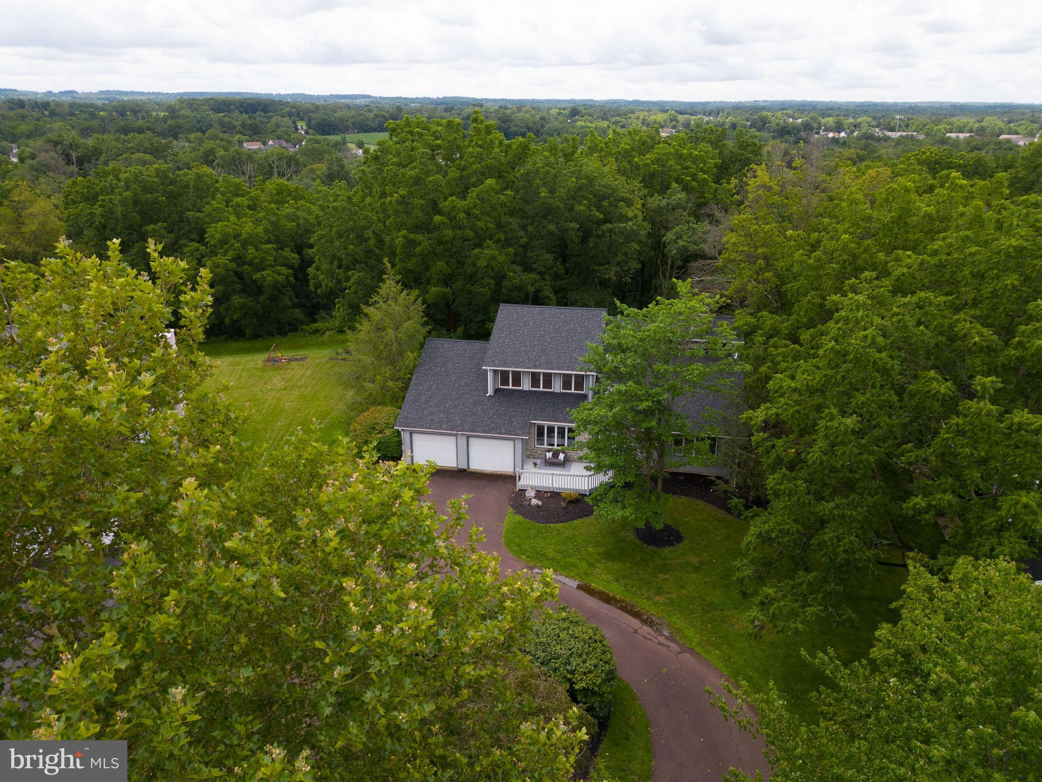 20 Hillendale Road Perkasie, PA 18944 - Photo 3 of 28 Gallery Image 3