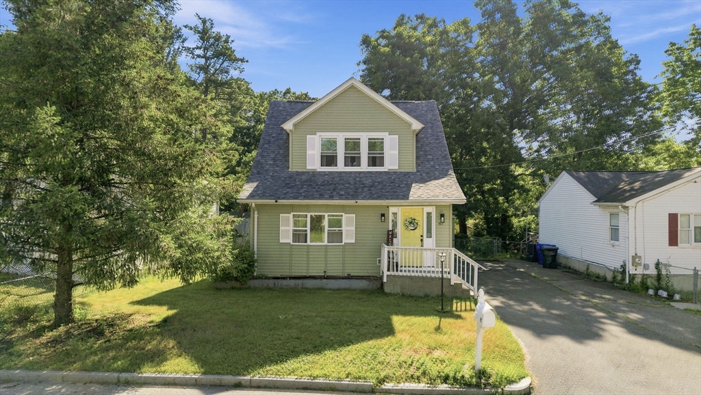 87 Lakevilla Avenue Springfield, MA 01109 - Photo 1 of 39