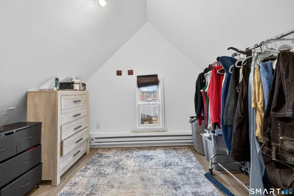 $350,000 | 60 Ocean Avenue, New London, CT 06320