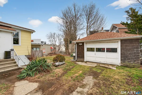 $350,000 | 60 Ocean Avenue, New London, CT 06320
