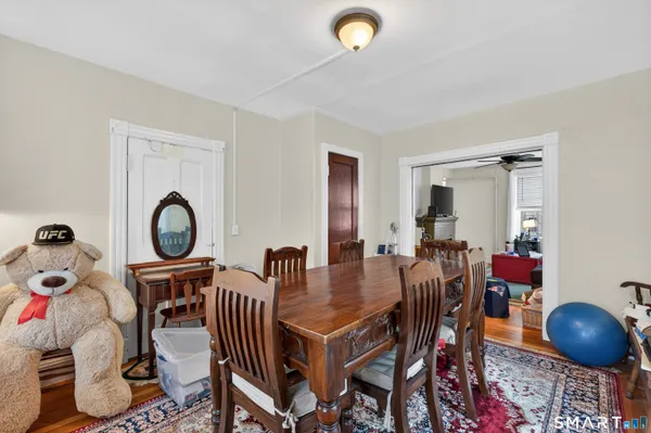 $350,000 | 60 Ocean Avenue, New London, CT 06320