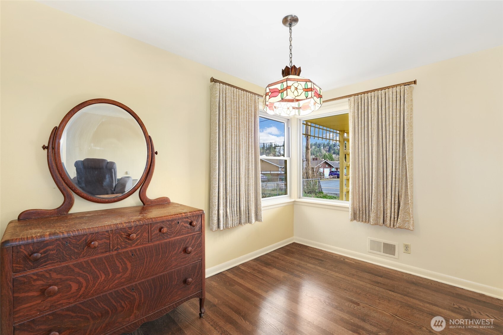 111 R Street Southeast Auburn, WA 98002 - Photo 11 of 31 Gallery Image 11