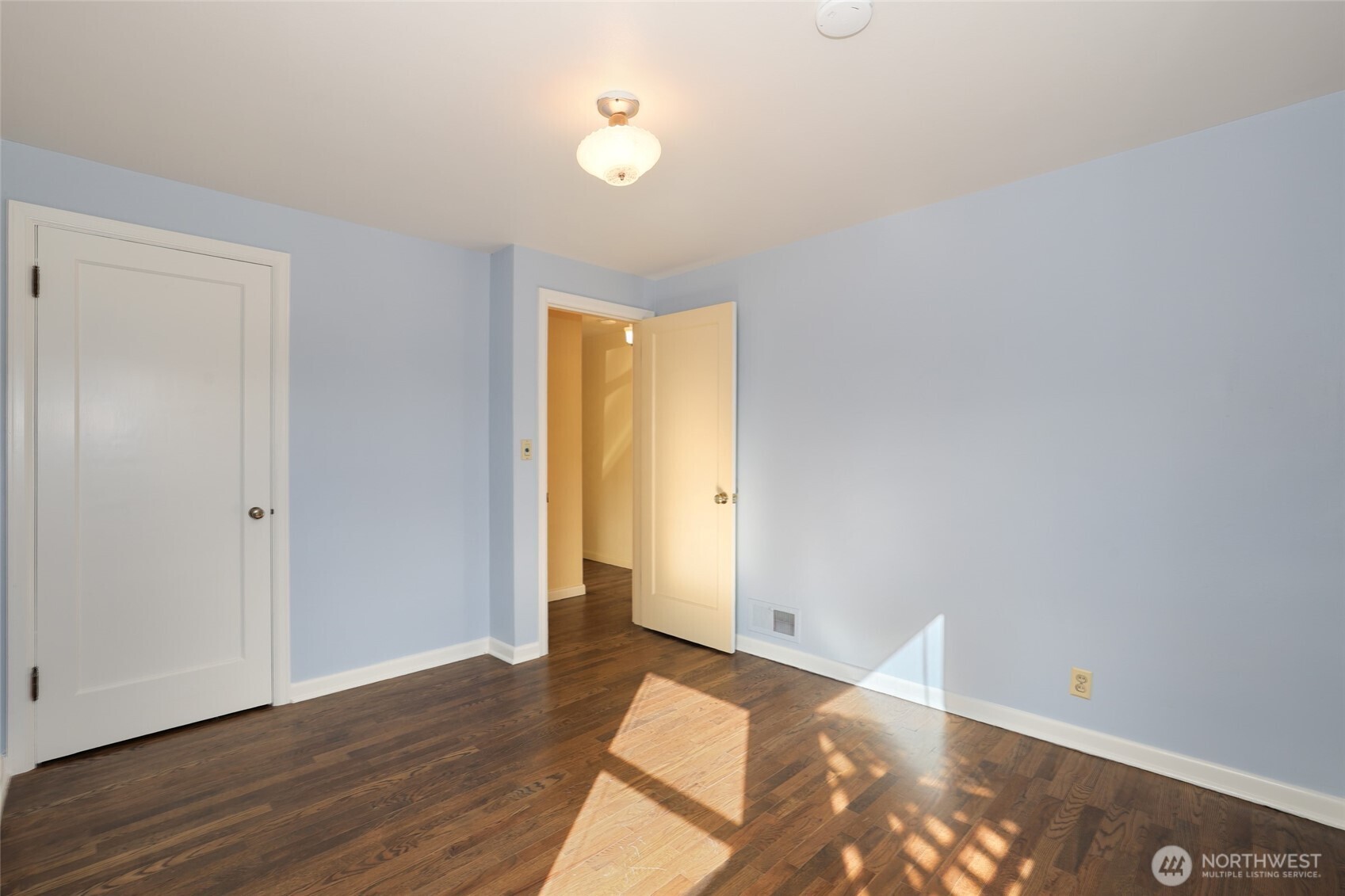 111 R Street Southeast Auburn, WA 98002 - Photo 15 of 31 Gallery Image 15