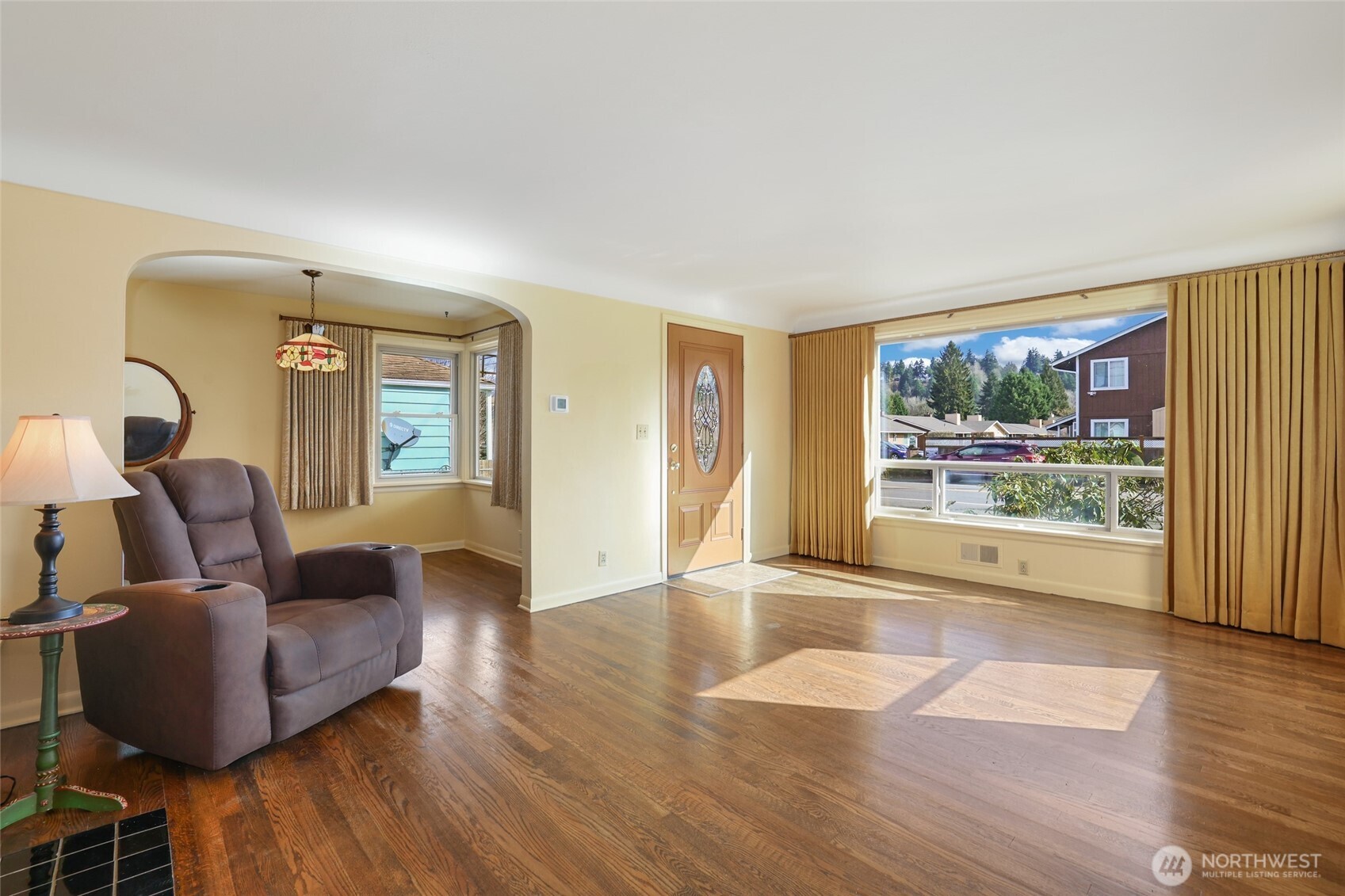 111 R Street Southeast Auburn, WA 98002 - Photo 2 of 31 Gallery Image 2