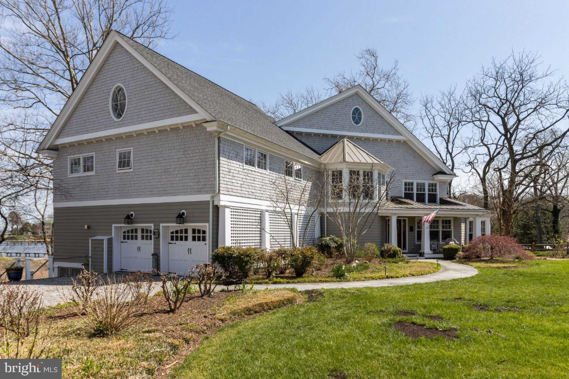 901 Mallard Circle Arnold, MD 21012 - Photo 15 of 59 Expert Landscaping . Underground Irrigation