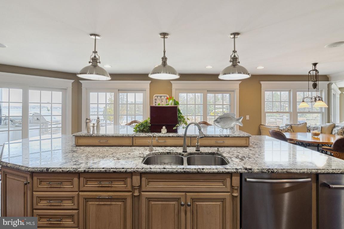901 Mallard Circle Arnold, MD 21012 - Photo 25 of 59 Granite Counters . Stainless Appliances