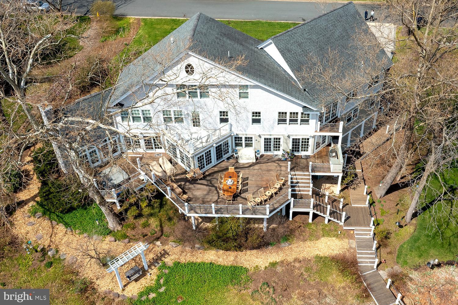 901 Mallard Circle Arnold, MD 21012 - Photo 3 of 59 Maze of Waterfront Decking & Porches