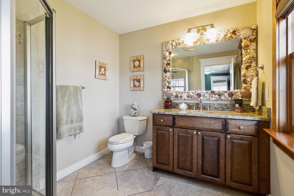 901 Mallard Circle Arnold, MD 21012 - Photo 33 of 59 Convenient Main Level Full Bath