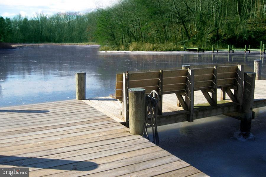 901 Mallard Circle Arnold, MD 21012 - Photo 52 of 59 Ulmstead Estates Crabbing/Fishing Pier