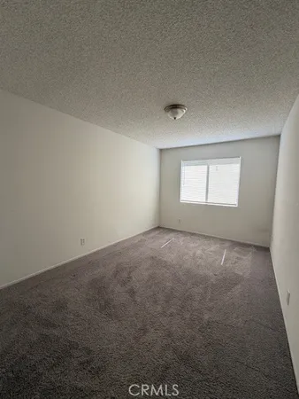 a view of empty room with window