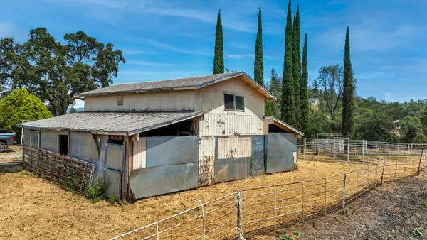 $425,000 | 9574 Highway 49, Mokelumne Hill, CA 95245