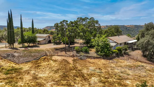$475,000 | 9574 Highway 49, Mokelumne Hill, CA 95245
