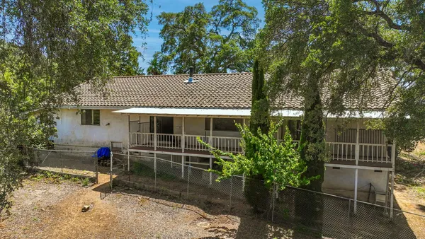 $425,000 | 9574 Highway 49, Mokelumne Hill, CA 95245