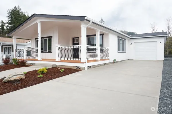 $384,950 | 2048 Paradise Avenue, Unit 13, Enumclaw, WA 98022