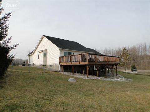 7282 West Ray Road Swartz Creek, MI 48473 - Photo 12 of 12 20243458-11.JPG