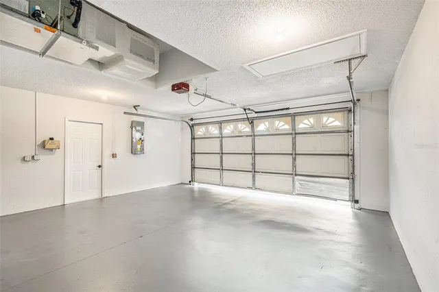 $2,050 | 5092 Abagail Drive, Spring Hill, FL 34608