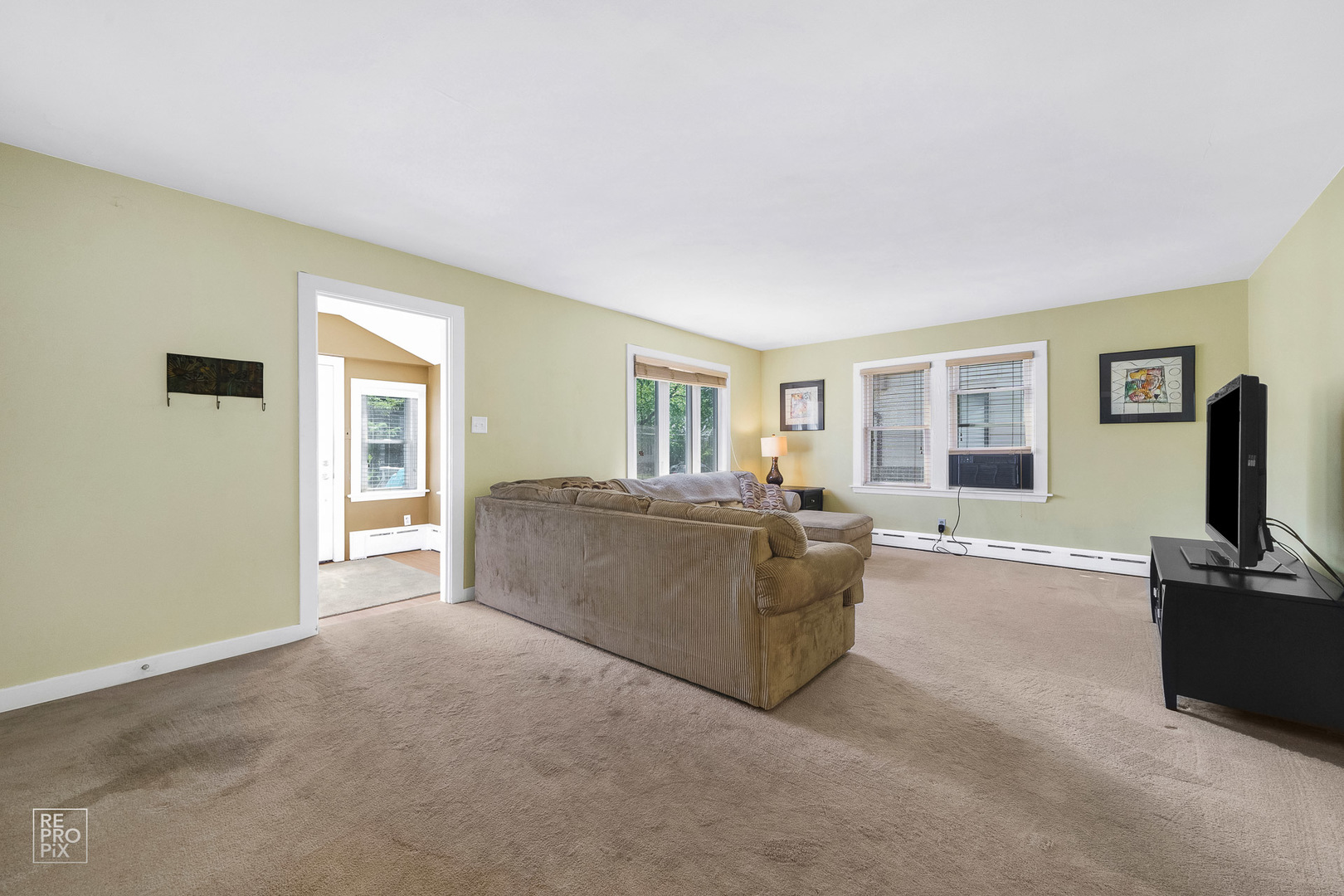 14 Lippincott Road Fox Lake, IL 60020 - Photo 6 of 30