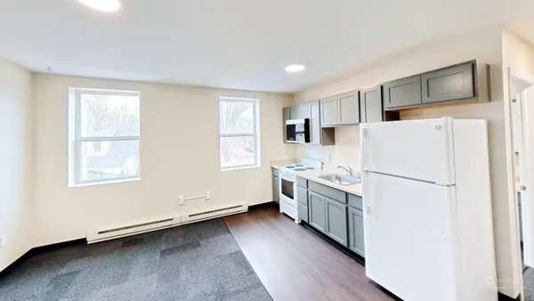 $1,495 | 3554 East Washington Avenue, Unit 204, Madison, WI 53704