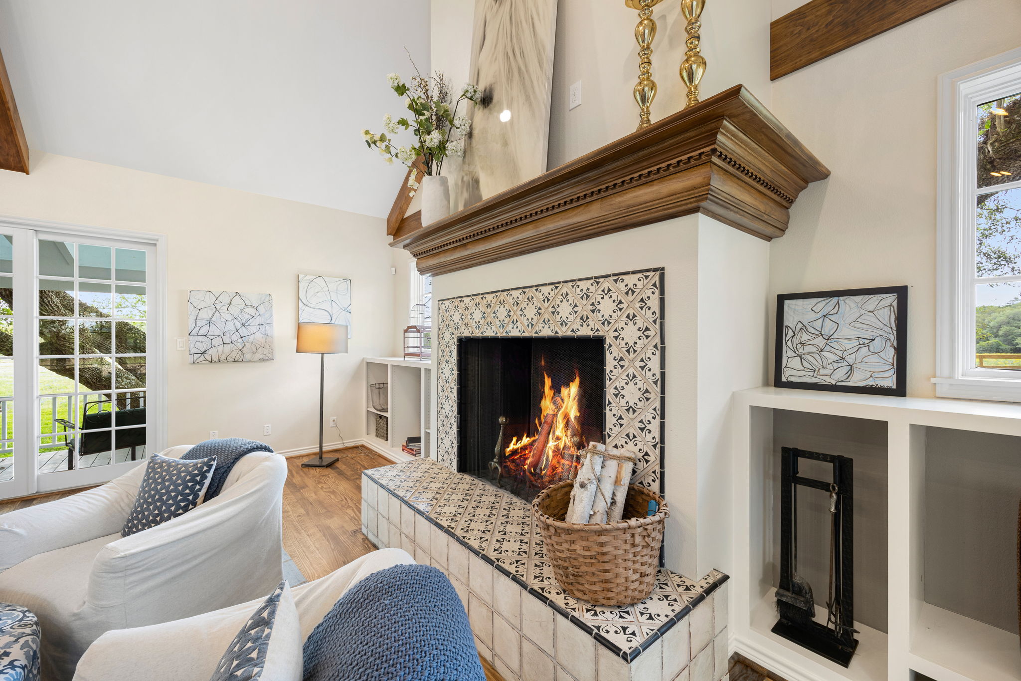 12900 Newberg Road Cat Spring, TX 78933 - Photo 16 of 39 Enjoy the fireplace in the Great Room