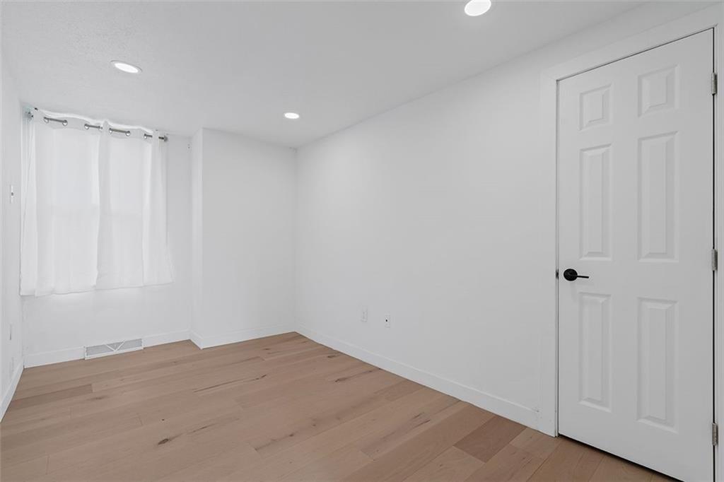 2121 Magnolia Street Pittsburgh, PA 15212 - Photo 21 of 36 a view of empty room