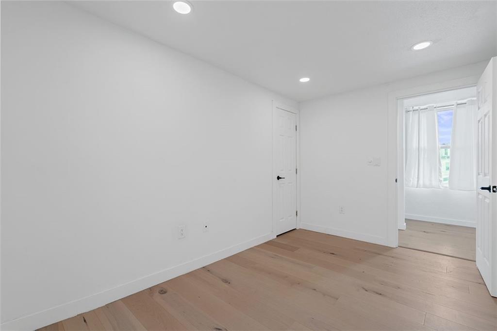 2121 Magnolia Street Pittsburgh, PA 15212 - Photo 22 of 36 a view of empty room