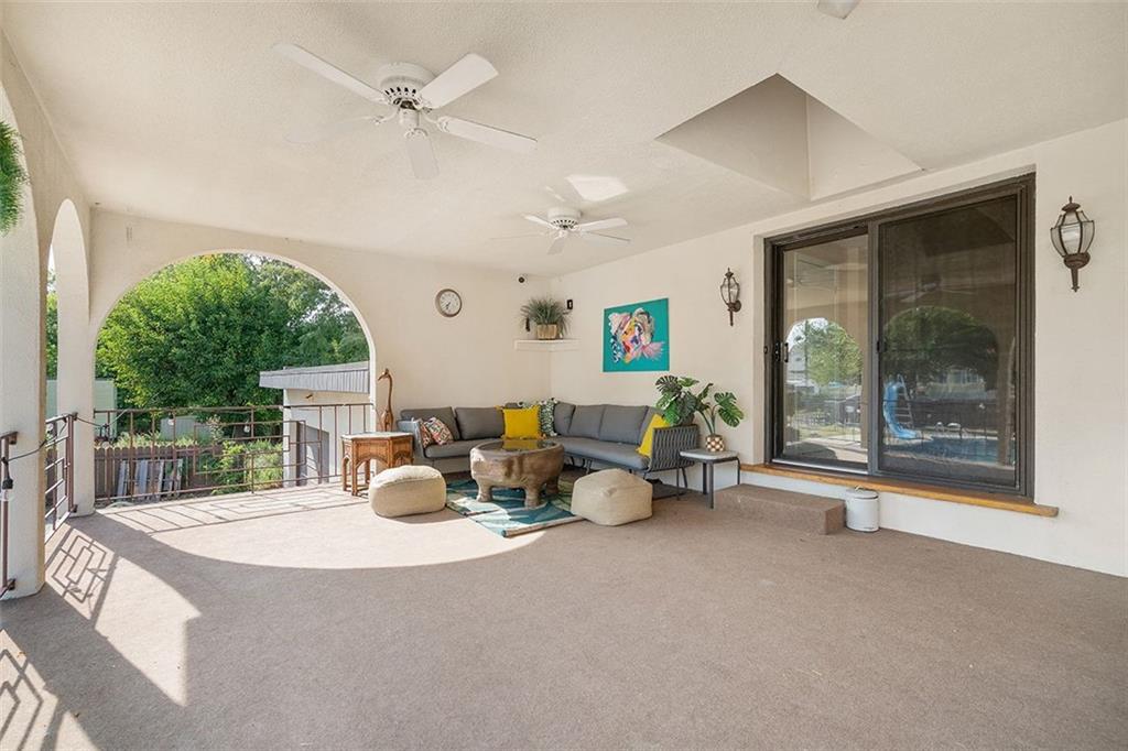 2121 Magnolia Street Pittsburgh, PA 15212 - Photo 32 of 36 a living room with furniture and a large window