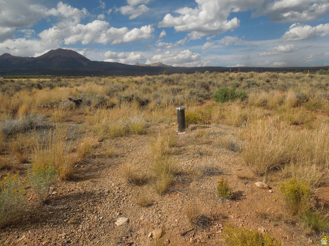 81 East Spring Draw Drive, Unit 5 La Sal, UT 84530 - Photo 4 of 7 View of mountain background with well head.