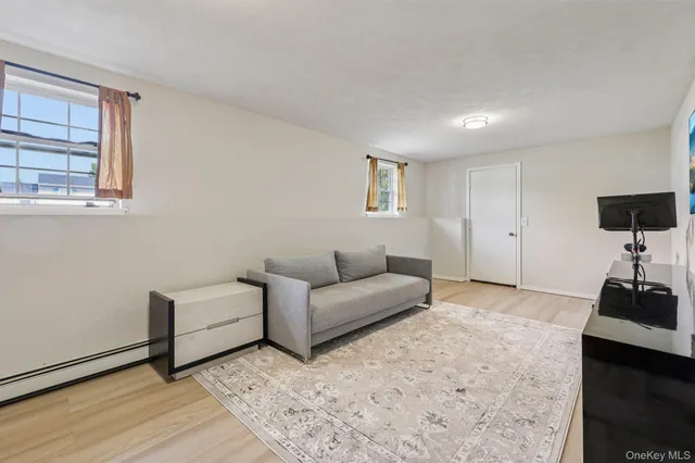 $569,000 | 32 Carlisle Way, Washingtonville, NY 10992