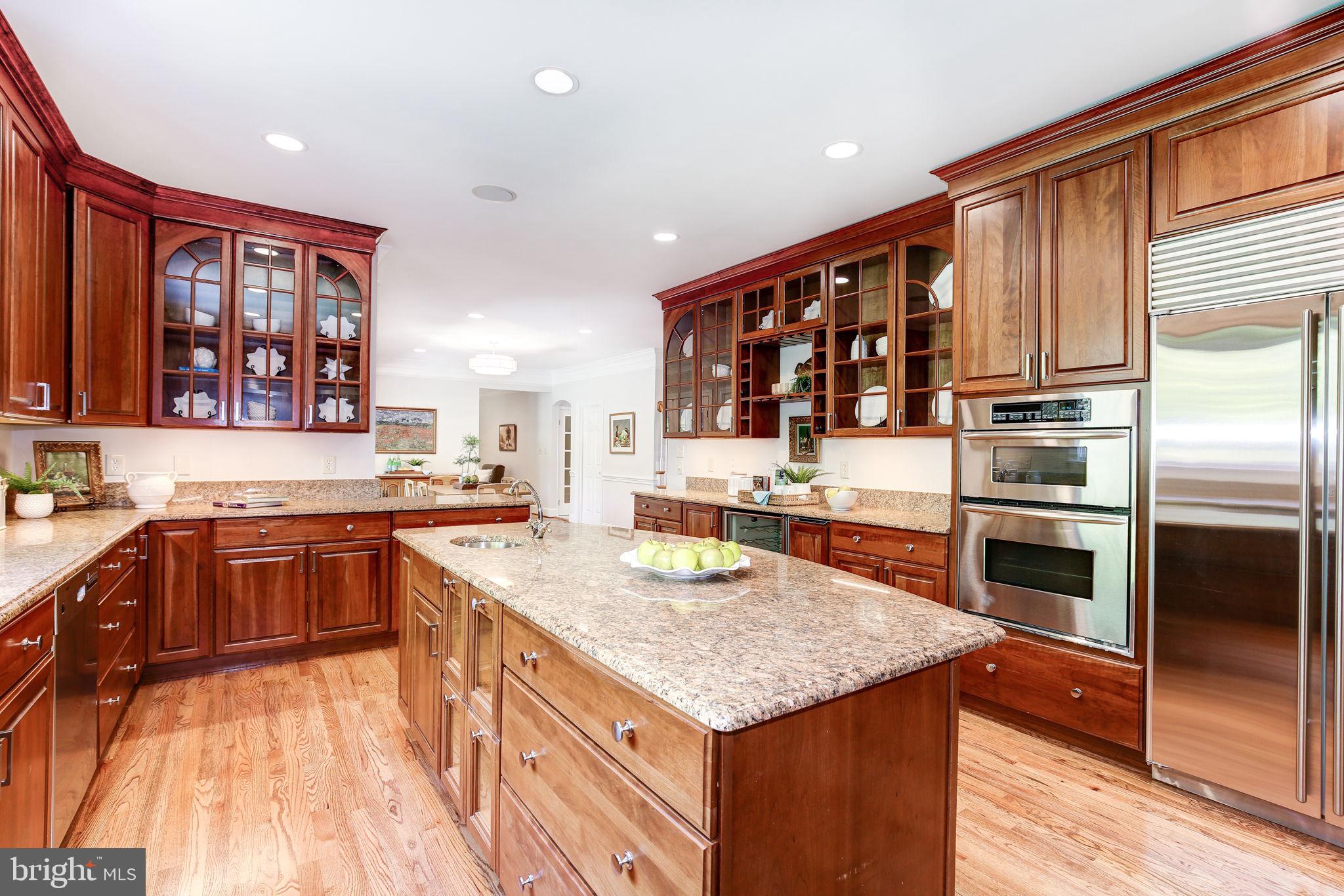 12710 Travilah Road Potomac, MD 20854 - Photo 20 of 59