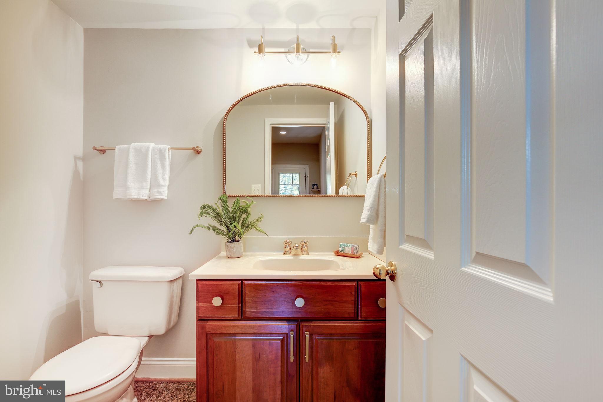 12710 Travilah Road Potomac, MD 20854 - Photo 21 of 59