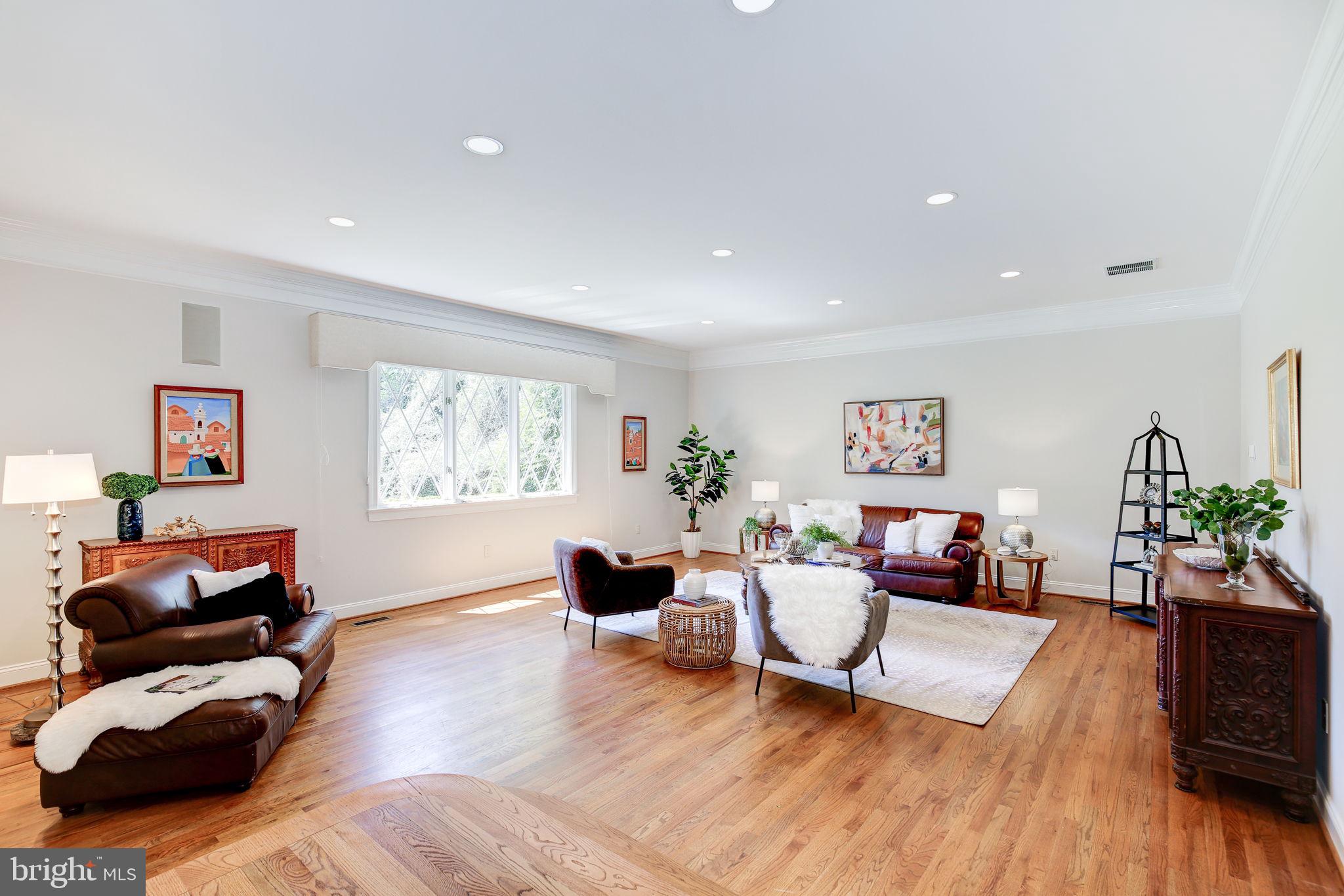 12710 Travilah Road Potomac, MD 20854 - Photo 22 of 59