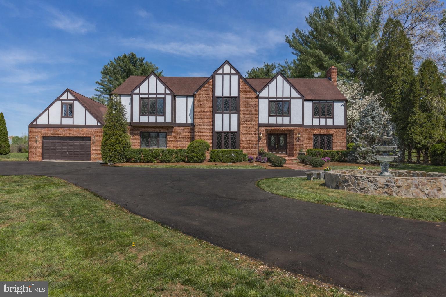 12710 Travilah Road Potomac, MD 20854 - Photo 3 of 59