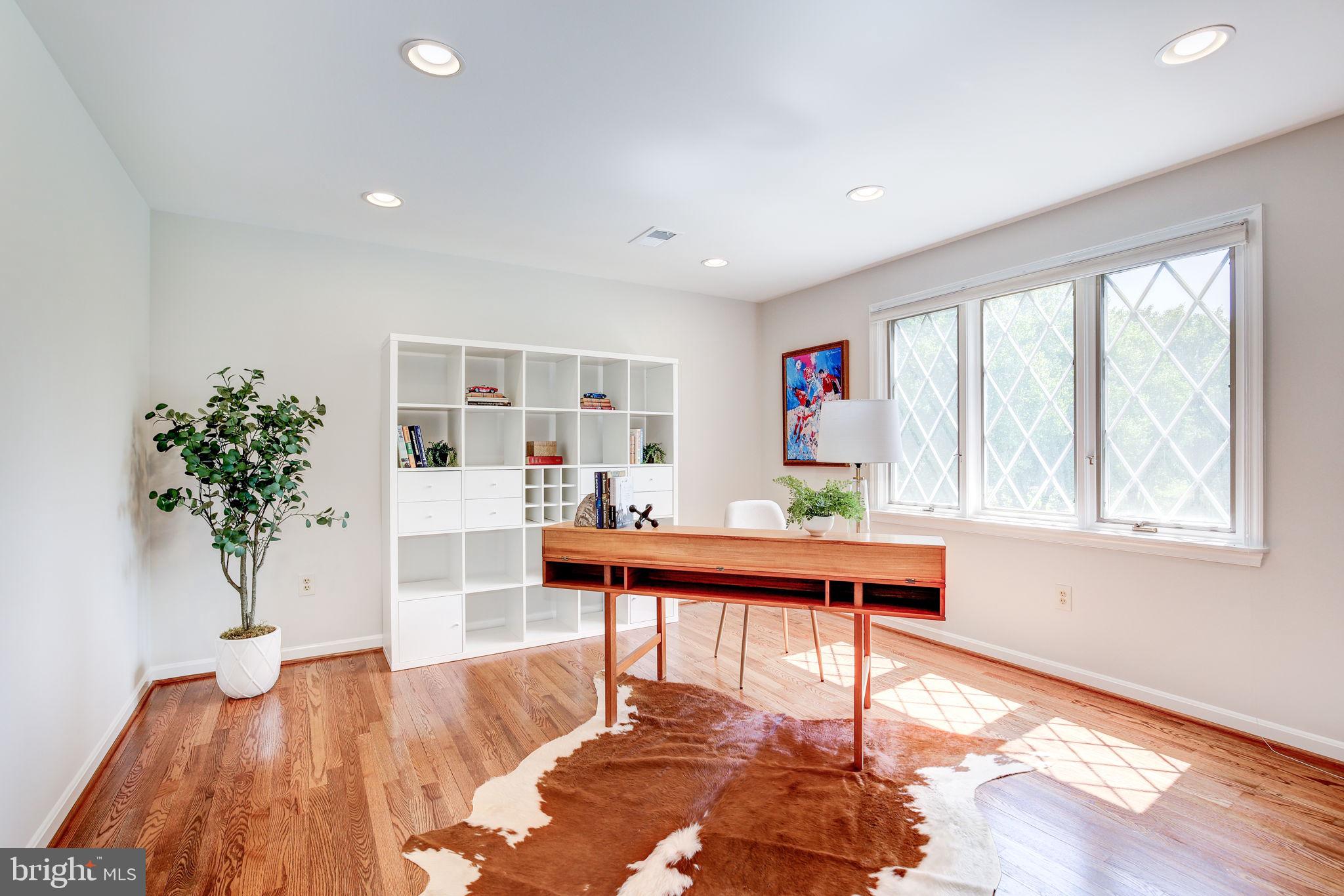 12710 Travilah Road Potomac, MD 20854 - Photo 36 of 59