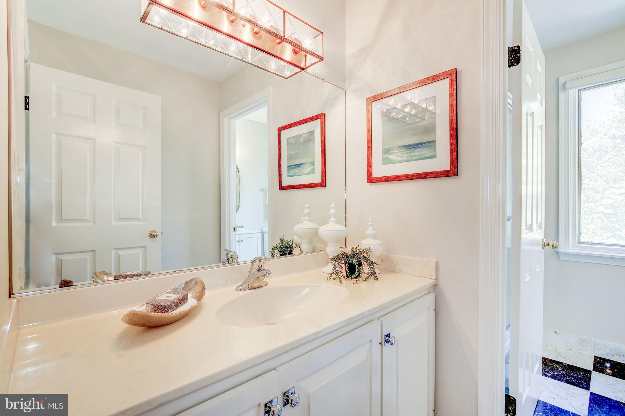 12710 Travilah Road Potomac, MD 20854 - Photo 37 of 59