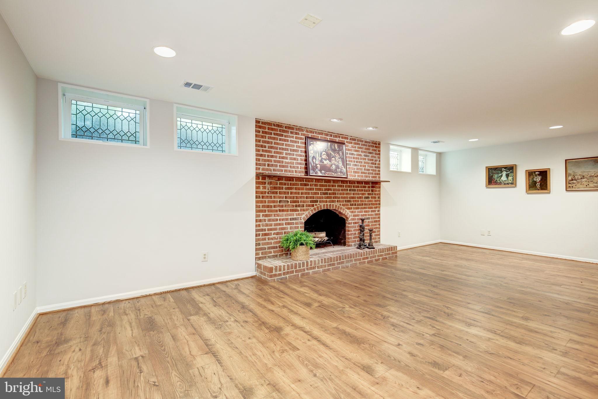 12710 Travilah Road Potomac, MD 20854 - Photo 44 of 59