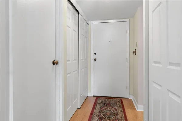 $315,000 | 6565 Main Street, Unit 201, Downers Grove, IL 60516