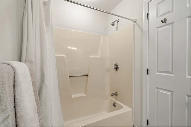 $449,900 | 7 Ledgewood Way, Unit 11, Peabody, MA 01960