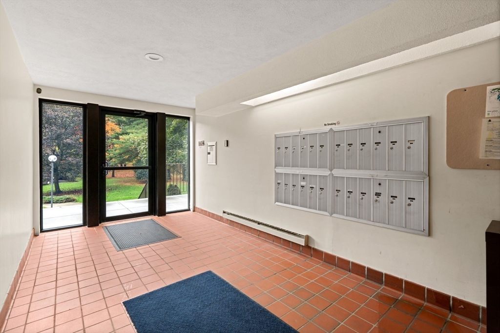 7 Ledgewood Way, Unit 11 Peabody, MA 01960 - Photo 27 of 31