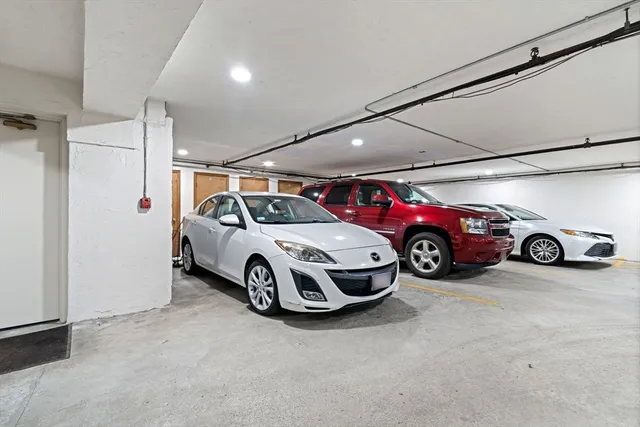 $449,900 | 7 Ledgewood Way, Unit 11, Peabody, MA 01960