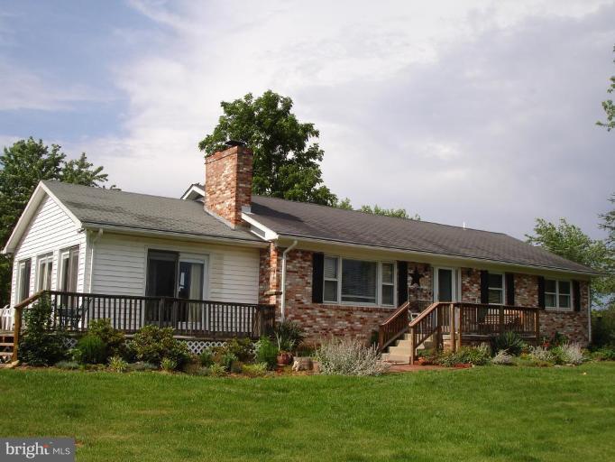 2017 Ridgeway Road Front Royal, VA 22630 - Photo 1 of 12 Exterior (Main)