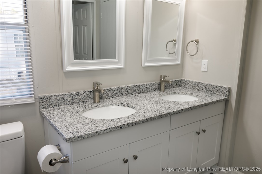 4717 Hickory Ridge Road Parkton, NC 28371 - Photo 16 of 23 Gallery Image 16