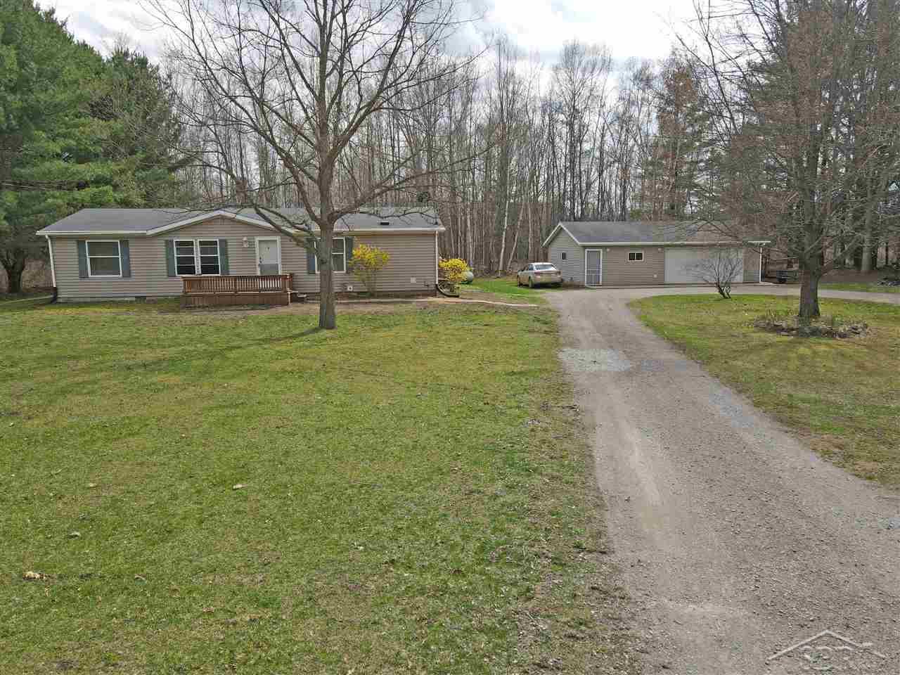 19949 West Marion Road Brant, MI 48614 - Photo 2 of 38