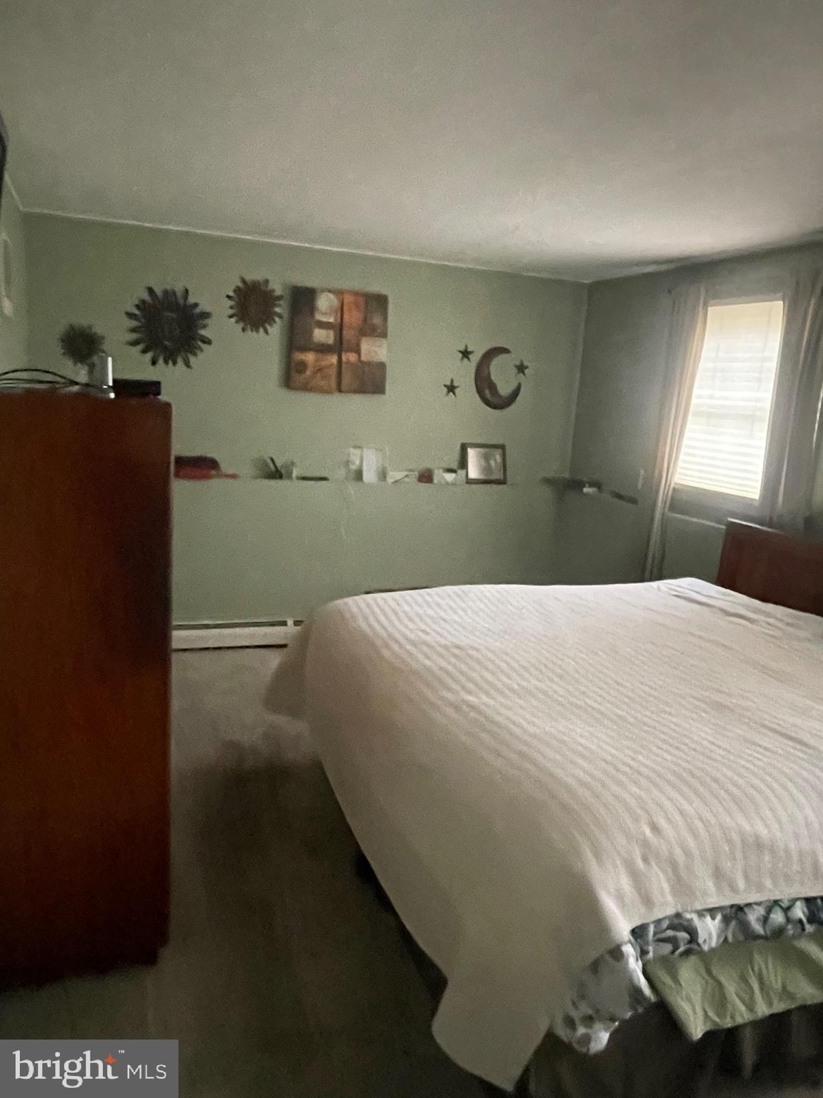 42 Quaker Road Pennsville, NJ 08070 - Photo 16 of 30 Master bedrm