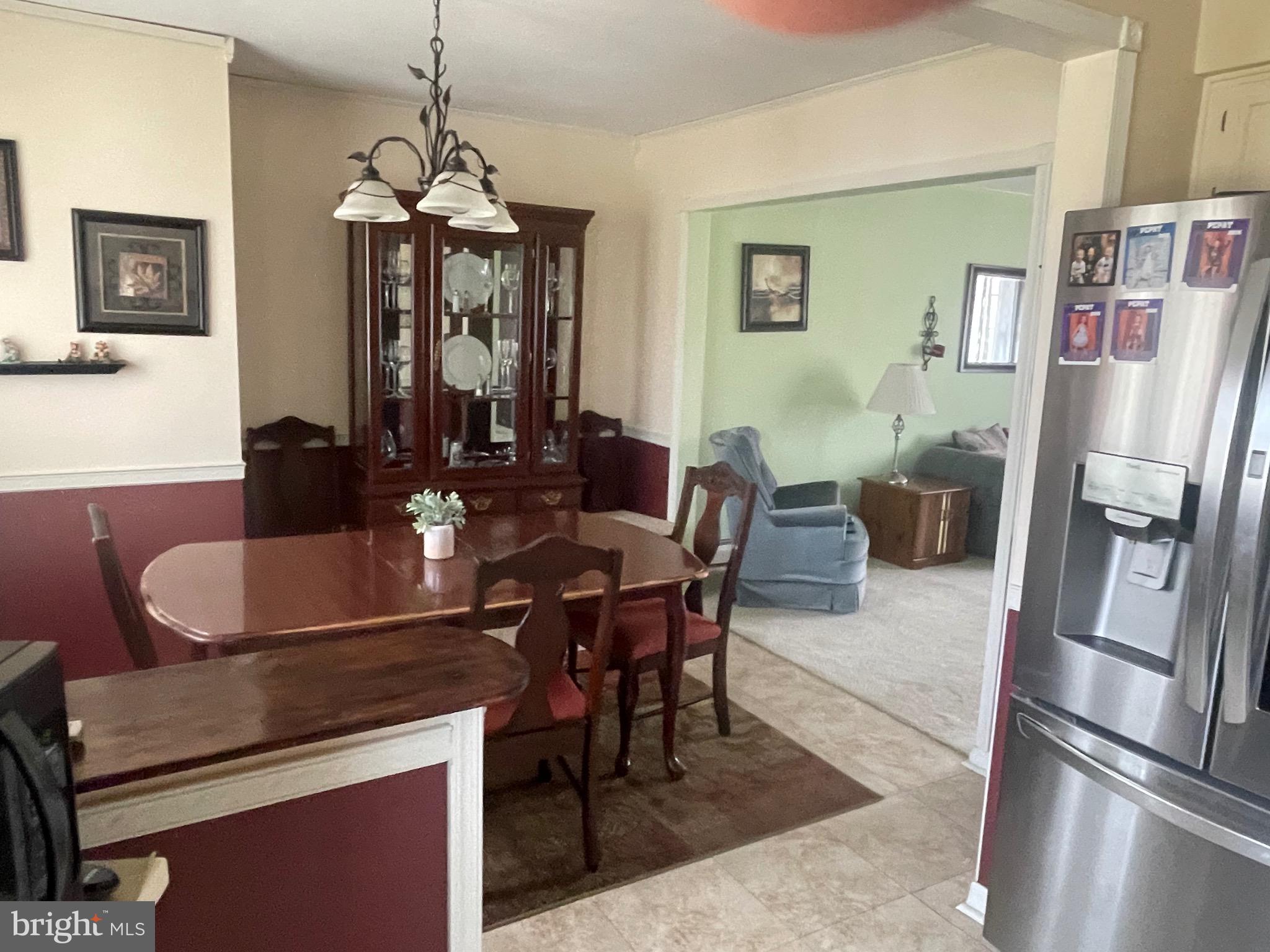 42 Quaker Road Pennsville, NJ 08070 - Photo 23 of 30 Dinin g rm